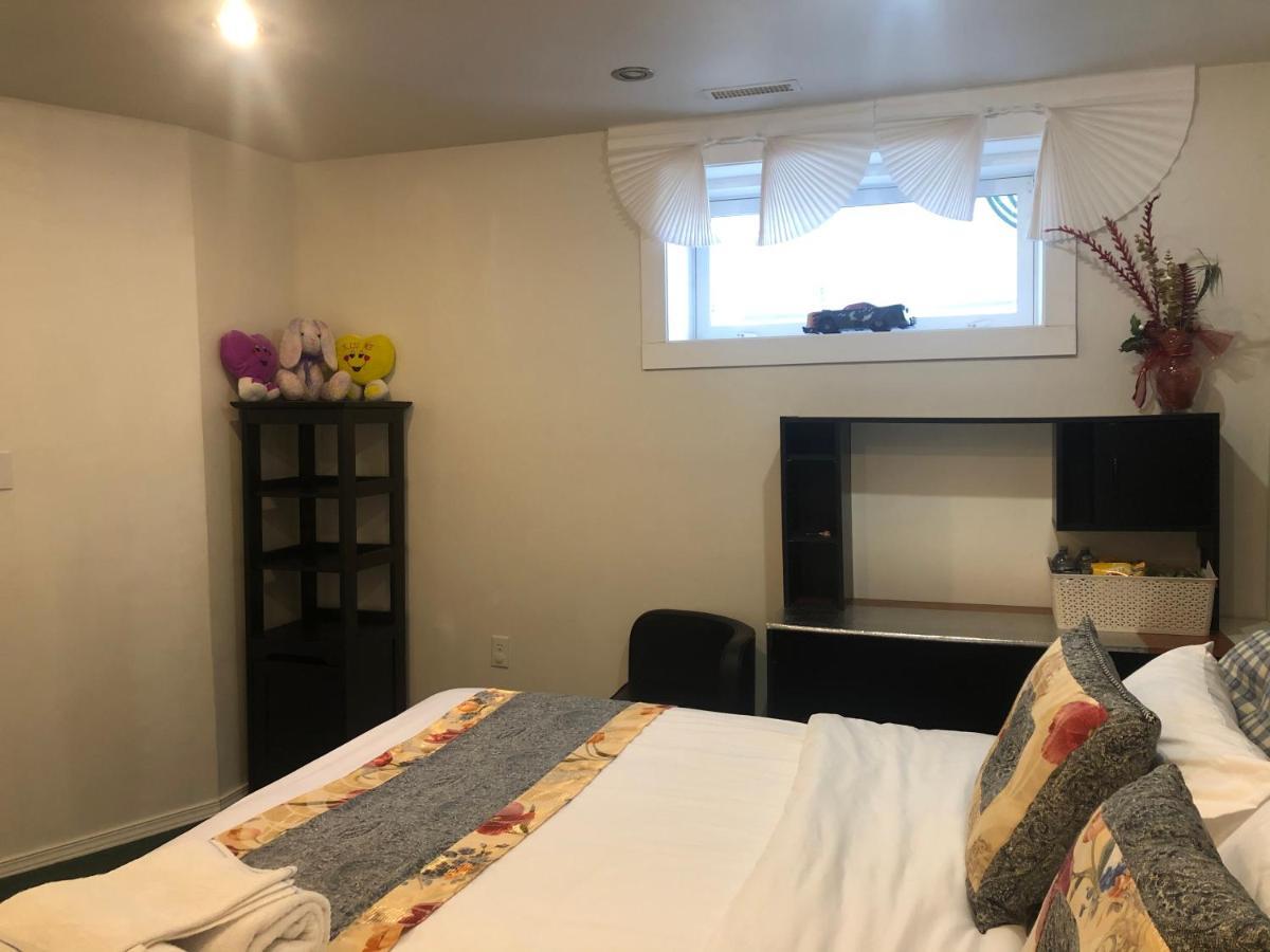 Hidden Valley Basement Suit H YYC 외부 사진